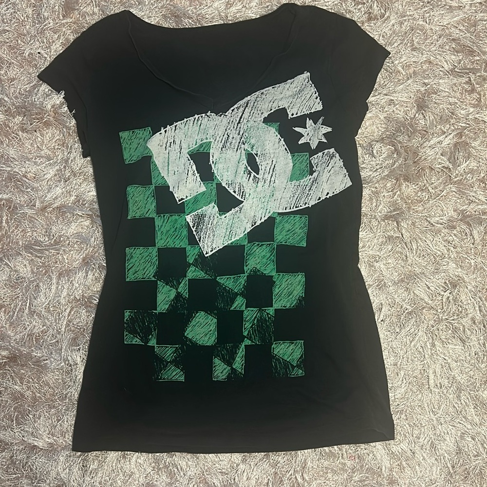 DC v neck shirt